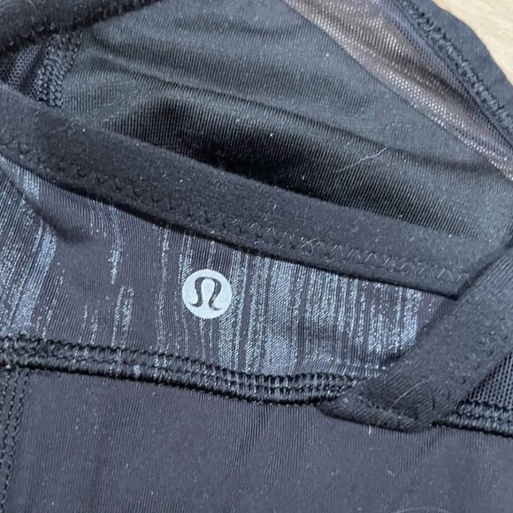 Lululemon All You Need Bra Women’s 2 - Picture 3 of 4